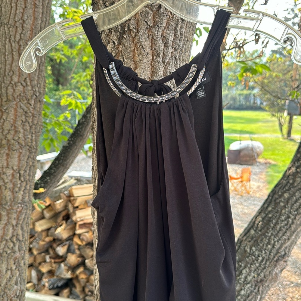 Black le chateau bodycon dress small